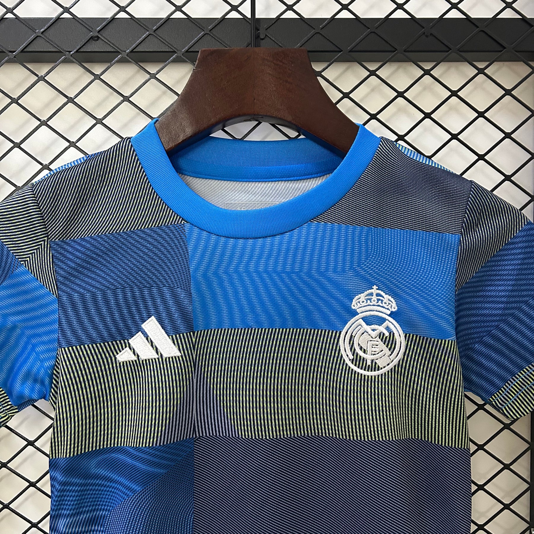 Kit Infantil do Real Madrid 2025/26- Treino