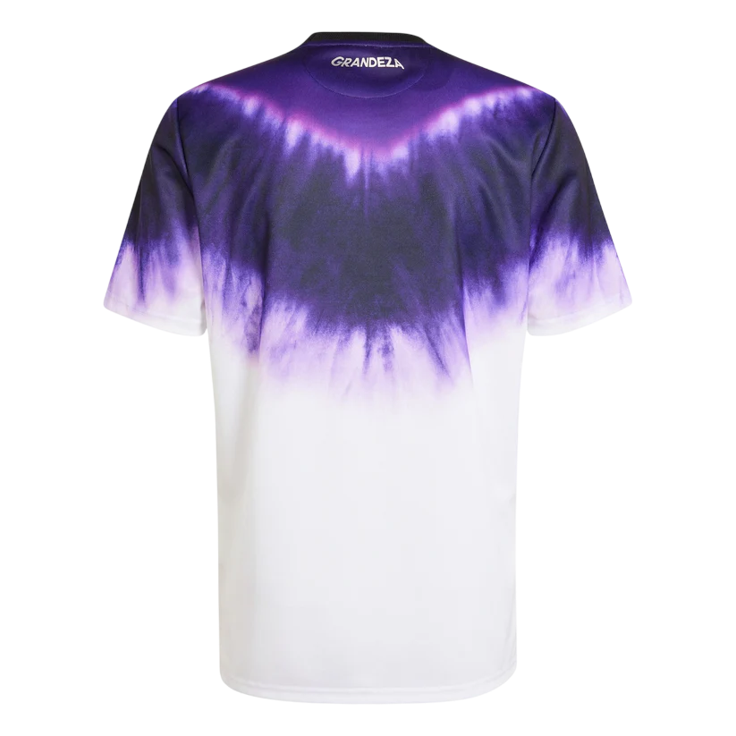 Camisa do Real Madrid 2025/26- Edição Especial