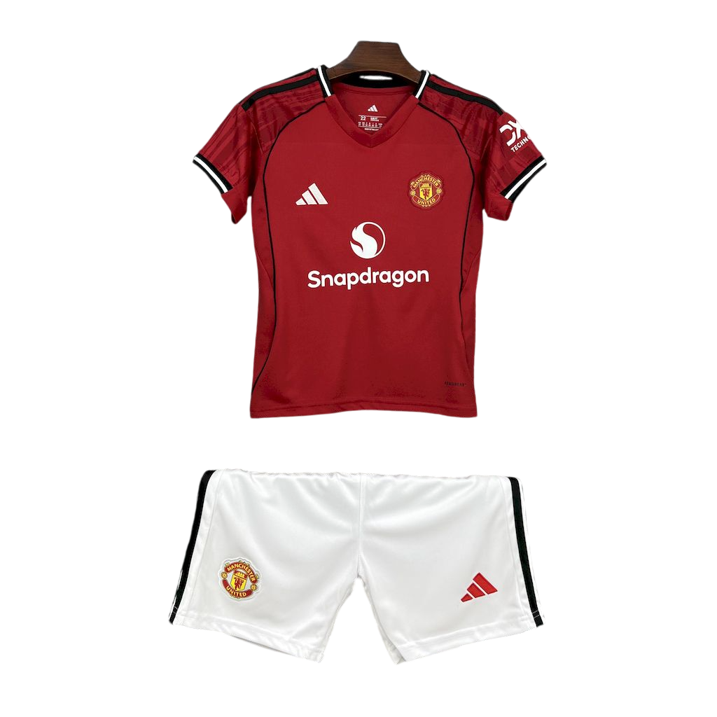 Kit Infantil do Manchester United 2025/26  HOME